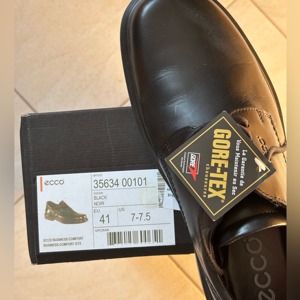 Ecco Goretex Business Comfort GTX Black Leather Dress Shoe - Picture 2 of 4
